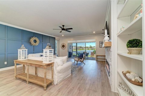 Villa ou maison à vendre à Parrish, Floride: 4 chambres, 283.91 m2 № 2437244 - photo 28