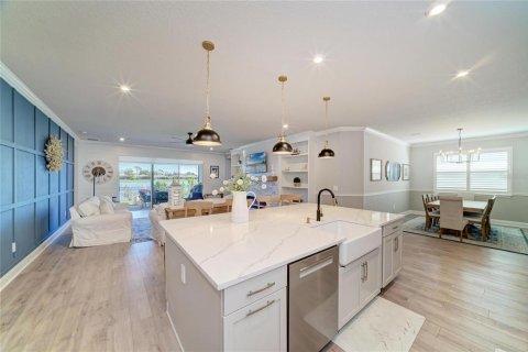 Villa ou maison à vendre à Parrish, Floride: 4 chambres, 283.91 m2 № 2437244 - photo 22
