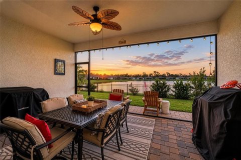 Villa ou maison à vendre à Parrish, Floride: 4 chambres, 283.91 m2 № 2437244 - photo 3