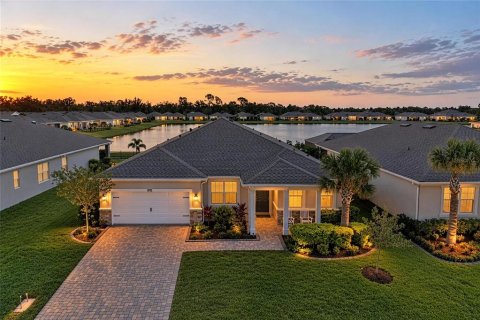 Villa ou maison à Parrish, Floride 4 chambres, 283.91 m2 № 2437244