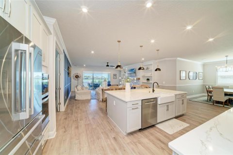 Villa ou maison à vendre à Parrish, Floride: 4 chambres, 283.91 m2 № 2437244 - photo 21