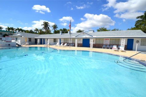 Copropriété à vendre à Hollywood, Floride: 1 chambre, 53.88 m2 № 1927093 - photo 18