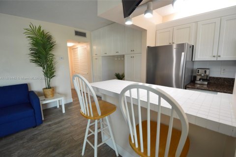 Copropriété à vendre à Hollywood, Floride: 1 chambre, 53.88 m2 № 1927093 - photo 8