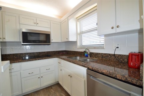 Copropriété à vendre à Hollywood, Floride: 1 chambre, 53.88 m2 № 1927093 - photo 6