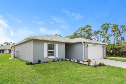 Villa ou maison à vendre à North Port, Floride: 4 chambres, 170.29 m2 № 2144409 - photo 2