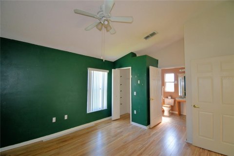House in Davenport, Florida 4 bedrooms, 130.25 sq.m. № 1907297 - photo 20