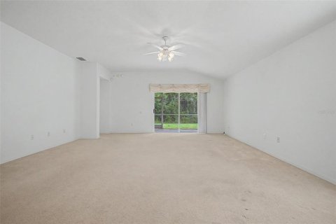 House in Wesley Chapel, Florida 3 bedrooms, 165.37 sq.m. № 2120307 - photo 8
