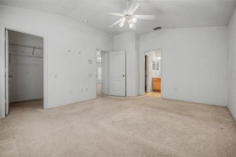 House in Wesley Chapel, Florida 3 bedrooms, 165.37 sq.m. № 2120307 - photo 10
