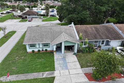 Adosado en venta en Orlando, Florida, 3 dormitorios, 106.93 m2 № 2349659 - foto 15