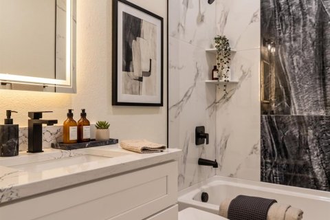 Купить виллу или дом в Сент-Питерсберг, Флорида 11 комнат, 195.47м2, № 2347909 - фото 7