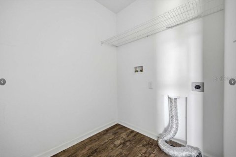 Villa ou maison à louer à Lakeland, Floride: 4 chambres, 205.13 m2 № 2404984 - photo 14