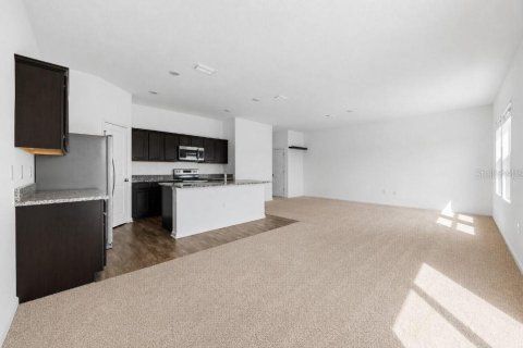 Villa ou maison à louer à Lakeland, Floride: 4 chambres, 205.13 m2 № 2404984 - photo 5