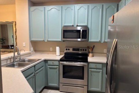 Townhouse in Davenport, Florida 2 bedrooms, 121.98 sq.m. № 2233843 - photo 7