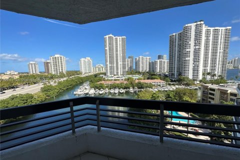 Condo in Aventura, Florida, 2 bedrooms  № 1972189