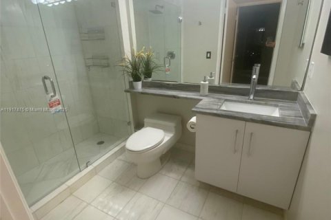 Condo in Aventura, Florida, 2 bedrooms  № 1972189 - photo 18