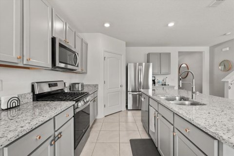 Casa en venta en DeBary, Florida, 5 dormitorios, 248.42 m2 № 1736909 - foto 11