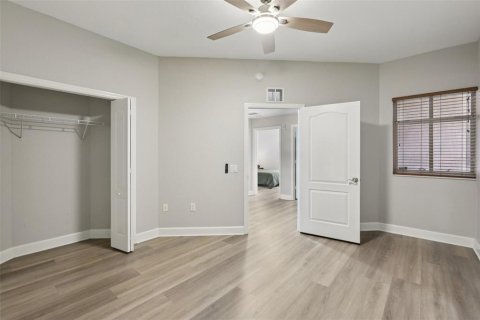 Купить кондоминиум в Сент-Питерсберг, Флорида 5 комнат, 187.01м2, № 2330025 - фото 26