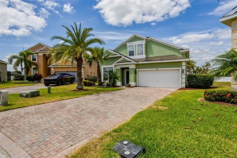Casa en venta en Davenport, Florida, 5 dormitorios, 217.86 m2 № 1737132 - foto 2