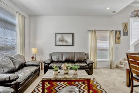 Casa en venta en Davenport, Florida, 5 dormitorios, 217.86 m2 № 1737132 - foto 15