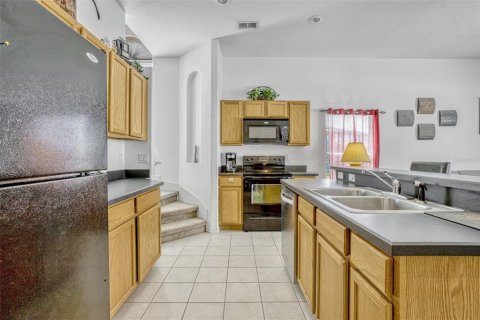 Casa en venta en Davenport, Florida, 5 dormitorios, 217.86 m2 № 1737132 - foto 13