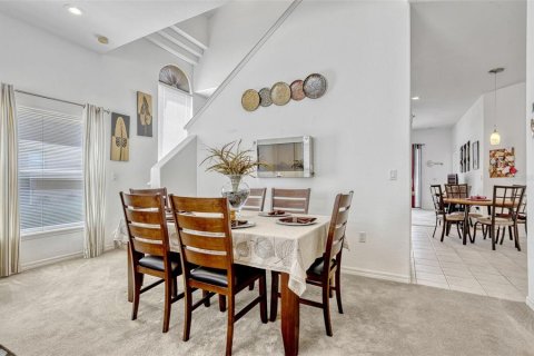 Casa en venta en Davenport, Florida, 5 dormitorios, 217.86 m2 № 1737132 - foto 7