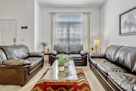 Casa en venta en Davenport, Florida, 5 dormitorios, 217.86 m2 № 1737132 - foto 16