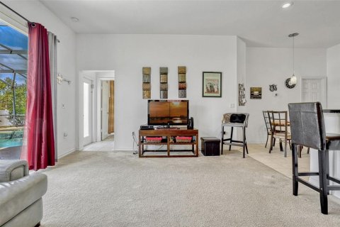 Casa en venta en Davenport, Florida, 5 dormitorios, 217.86 m2 № 1737132 - foto 22