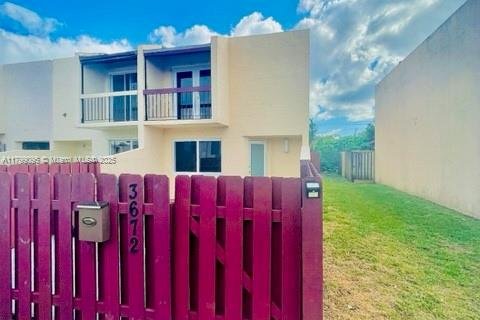 Townhouse in Davie, Florida 2 bedrooms, 95.22 sq.m. № 1712690 - photo 8
