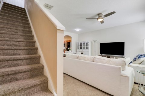Adosado en venta en Port St. Lucie, Florida, 2 dormitorios, 125.42 m2 № 2078349 - foto 18
