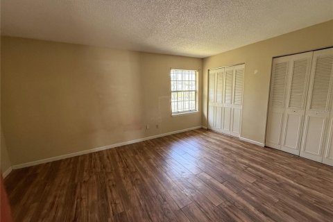 Duplex in New Smyrna Beach, Florida 1 bedroom, 72.46 sq.m. № 2102839 - photo 3