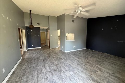 Duplex in New Smyrna Beach, Florida 1 bedroom, 72.46 sq.m. № 2102839 - photo 4