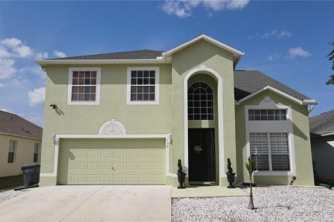House in Davenport, Florida 4 bedrooms, 217.48 sq.m. № 1658696 - photo 1