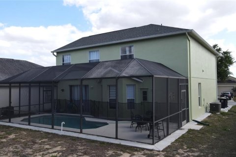 House in Davenport, Florida 4 bedrooms, 217.48 sq.m. № 1658696 - photo 8