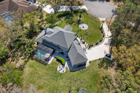 Casa en venta en Wesley Chapel, Florida, 4 dormitorios, 401.15 m2 № 2101276 - foto 9