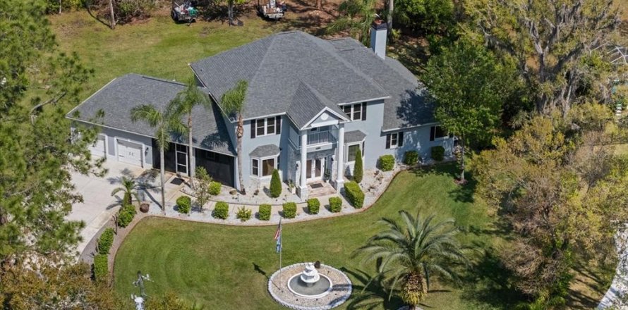 Casa en Wesley Chapel, Florida 4 dormitorios, 401.15 m2 № 2101276