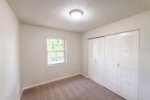 House in Eagle Lake, Florida 3 bedrooms, 120.22 sq.m. № 2399295 - photo 12