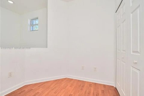 Touwnhouse à louer à Doral, Floride: 3 chambres, 140.38 m2 № 2274354 - photo 25