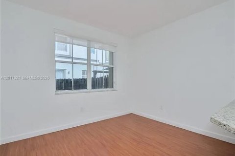 Touwnhouse à louer à Doral, Floride: 3 chambres, 140.38 m2 № 2274354 - photo 29