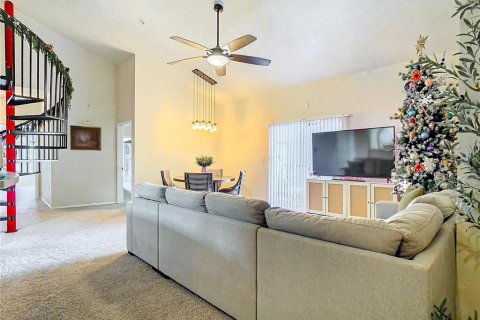 Condo in Lake Mary, Florida, 2 bedrooms  № 1544214 - photo 10