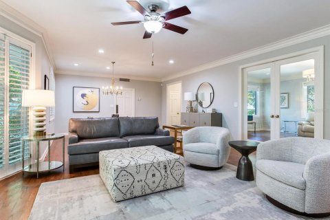 Villa ou maison à louer à Tampa, Floride: 2 chambres, 216.37 m2 № 2416641 - photo 15