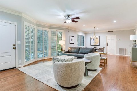 Villa ou maison à louer à Tampa, Floride: 2 chambres, 216.37 m2 № 2416641 - photo 16
