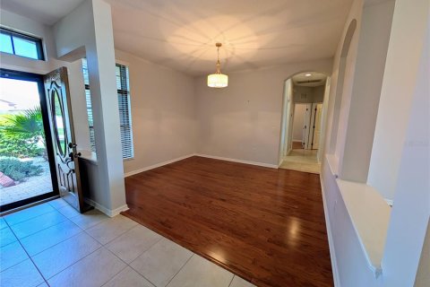 Villa ou maison à louer à Apollo Beach, Floride: 4 chambres, 222.41 m2 № 1884457 - photo 5