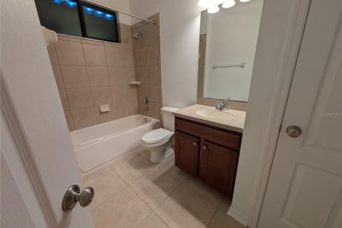 Villa ou maison à louer à Apollo Beach, Floride: 4 chambres, 222.41 m2 № 1884457 - photo 25