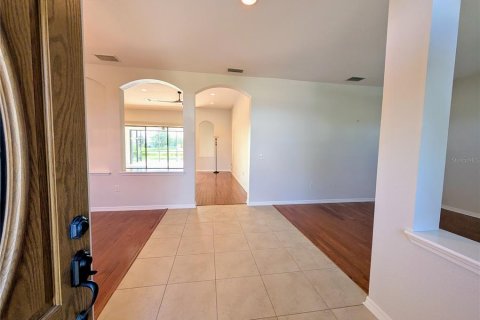 Villa ou maison à louer à Apollo Beach, Floride: 4 chambres, 222.41 m2 № 1884457 - photo 3