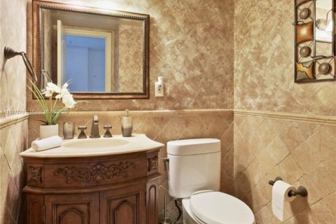 Condo in Sunny Isles Beach, Florida, 1 bedroom  № 1941753 - photo 21