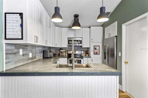 Casa en alquiler en Palm Harbor, Florida, 3 dormitorios, 104.42 m2 № 1879190 - foto 9