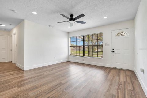Villa ou maison à vendre à Merrit Island, Floride: 4 chambres, 135.64 m2 № 2414052 - photo 2