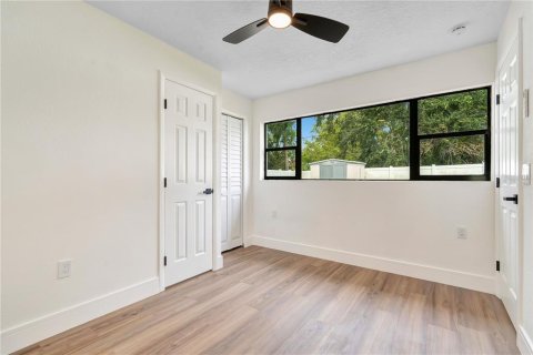 Villa ou maison à vendre à Merrit Island, Floride: 4 chambres, 135.64 m2 № 2414052 - photo 15