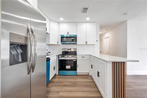 Villa ou maison à vendre à Merrit Island, Floride: 4 chambres, 135.64 m2 № 2414052 - photo 6