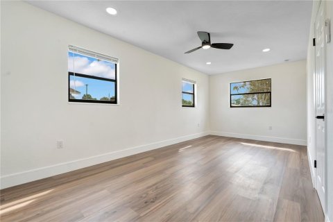 Villa ou maison à vendre à Merrit Island, Floride: 4 chambres, 135.64 m2 № 2414052 - photo 8